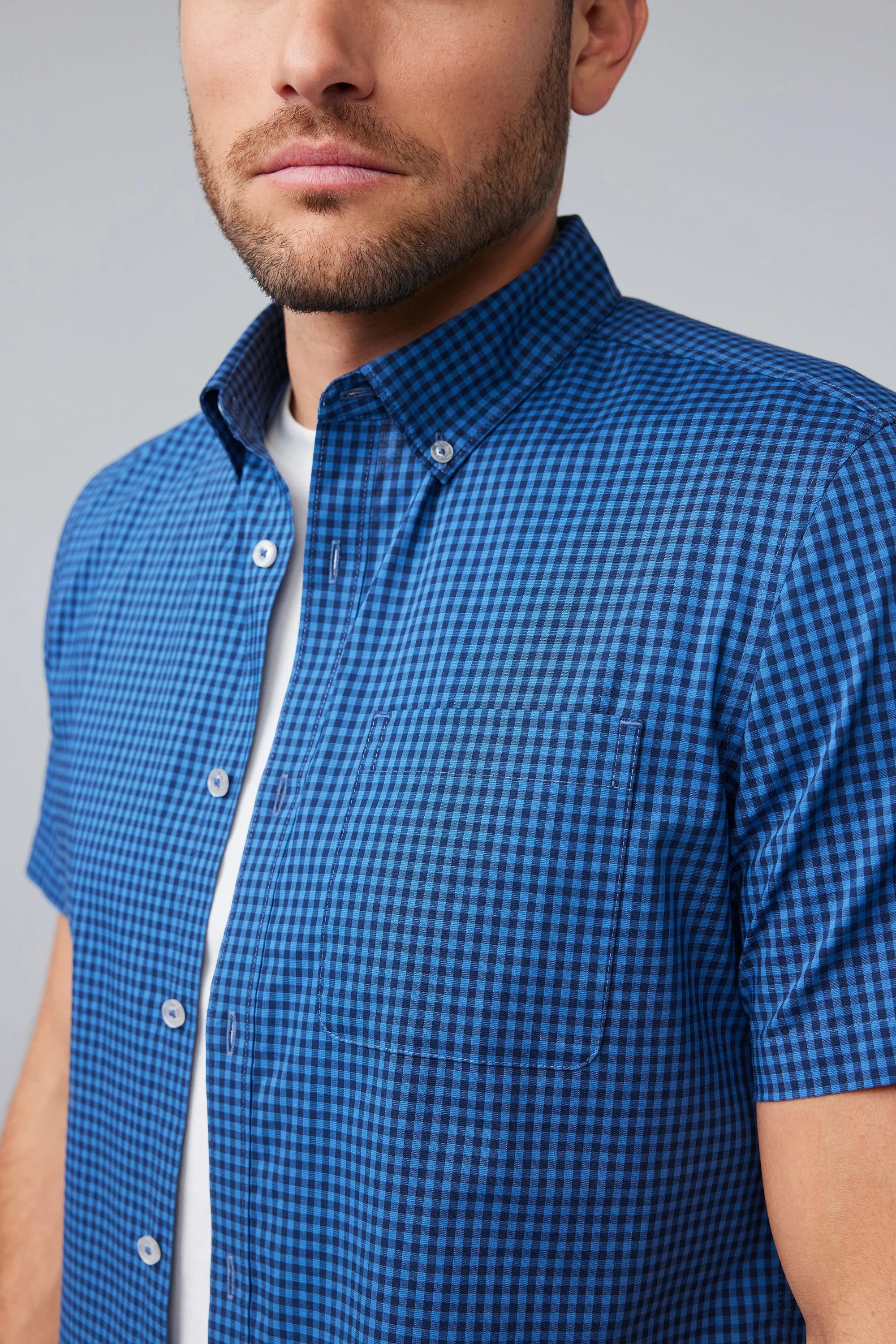 24/7 Poplin Short Sleeve Shirt - Image 9