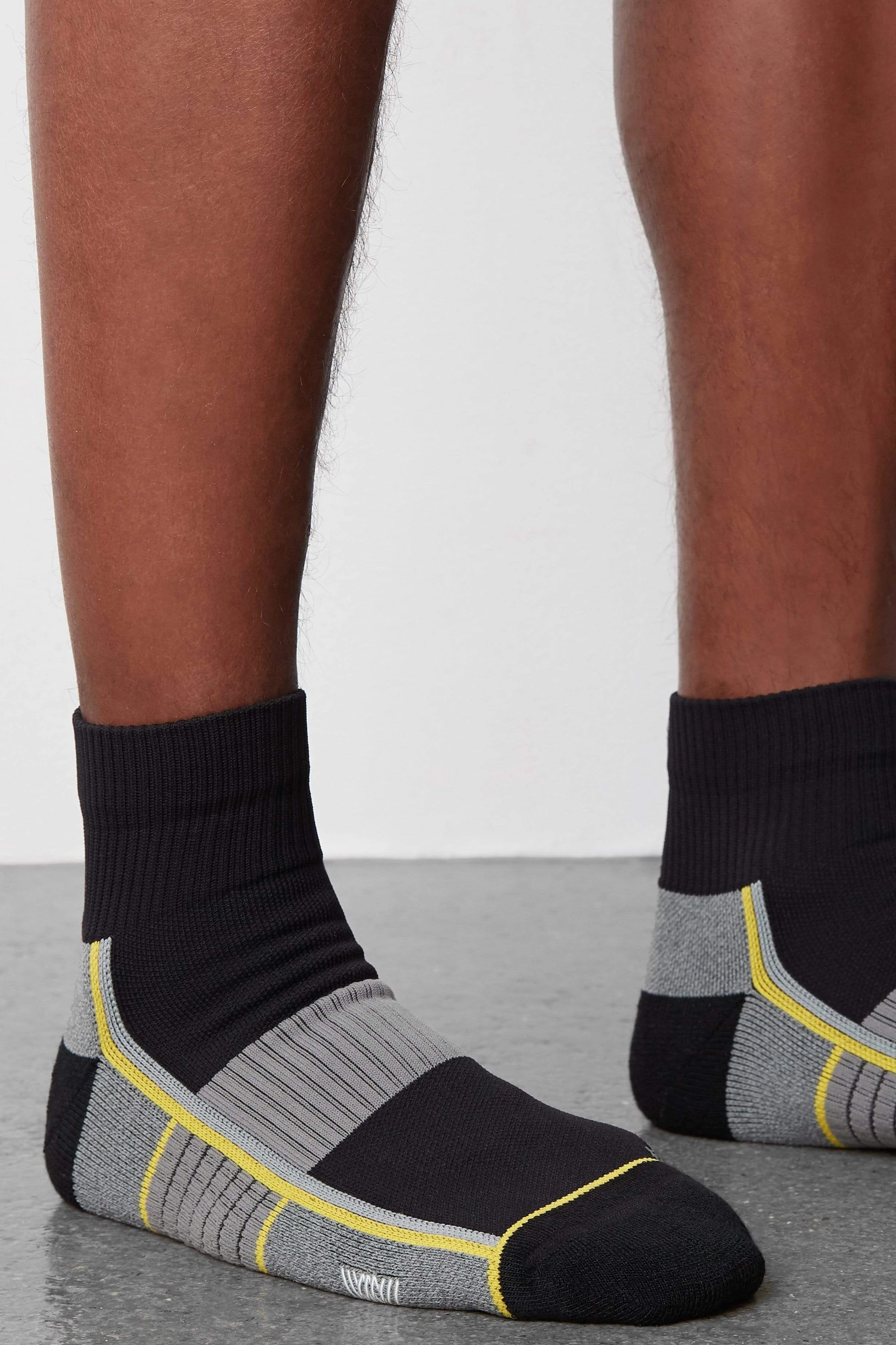 3-Pack AIRKNITˣ High Ankle Socks - Image 5