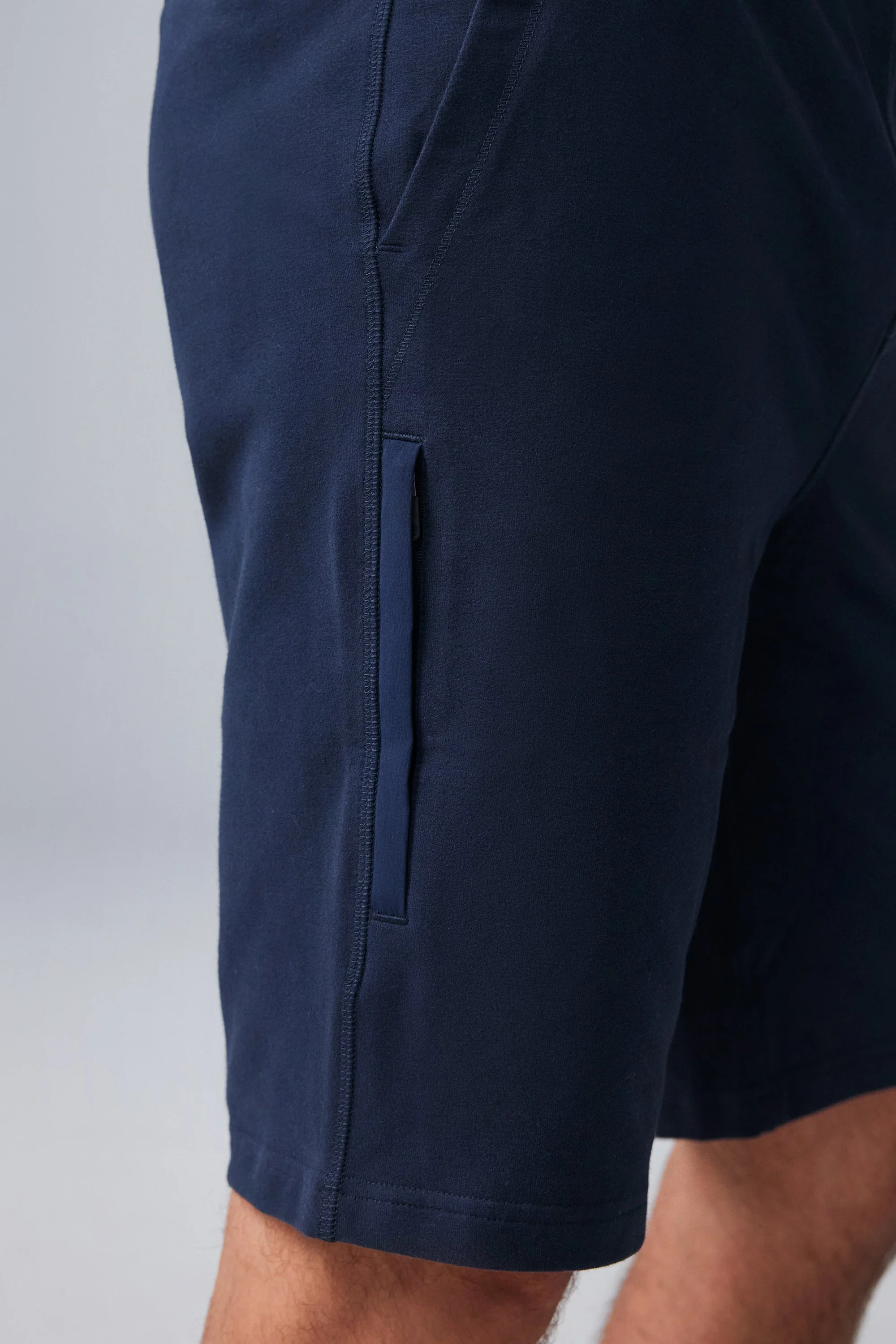 ACE Sweatshort 9.5" - Image 17