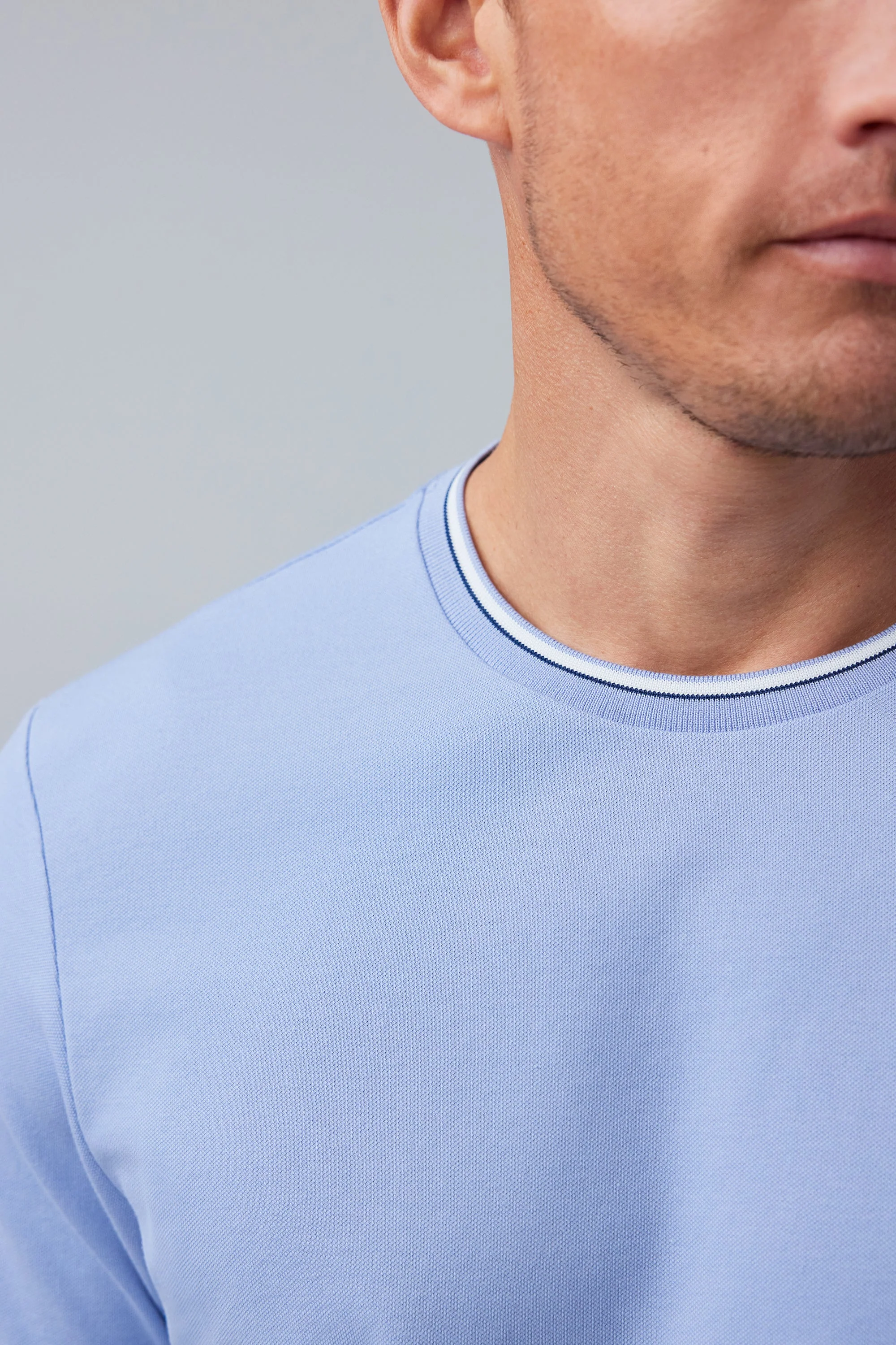 SILVER Pique T-Shirt - Image 10