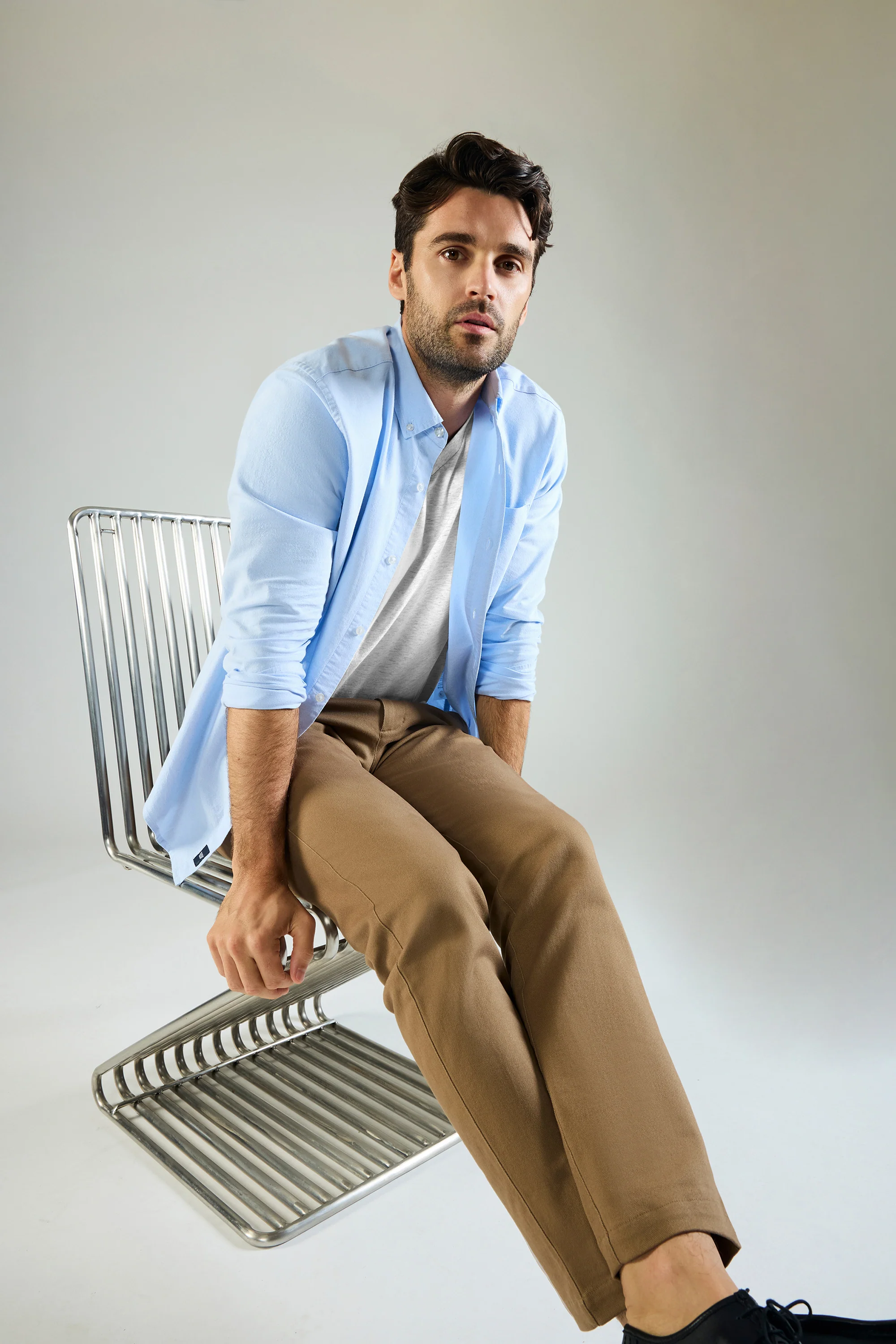 Stretch Twill Chino - Classic Fit - Image 10