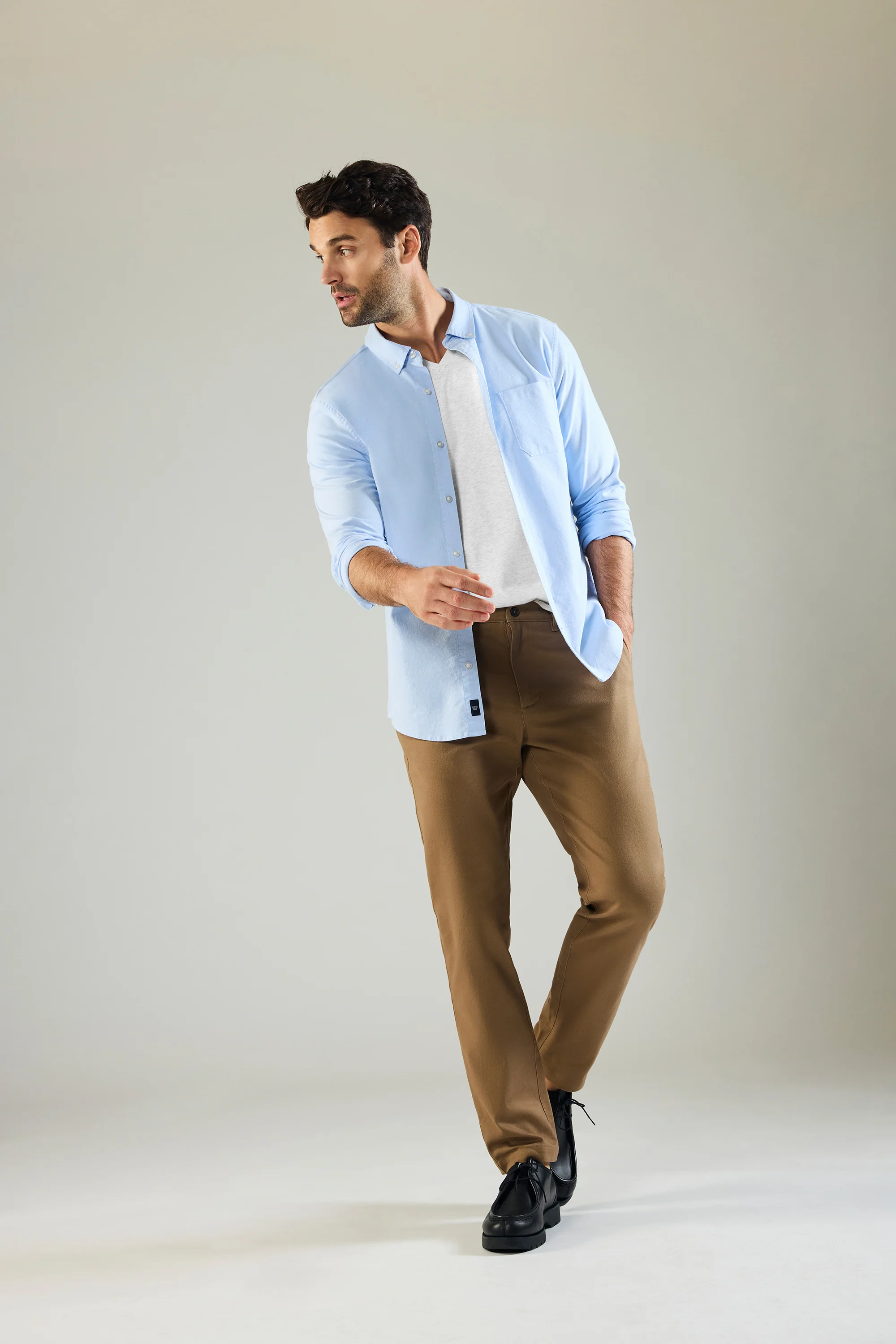 Stretch Twill Chino - Classic Fit - Image 12
