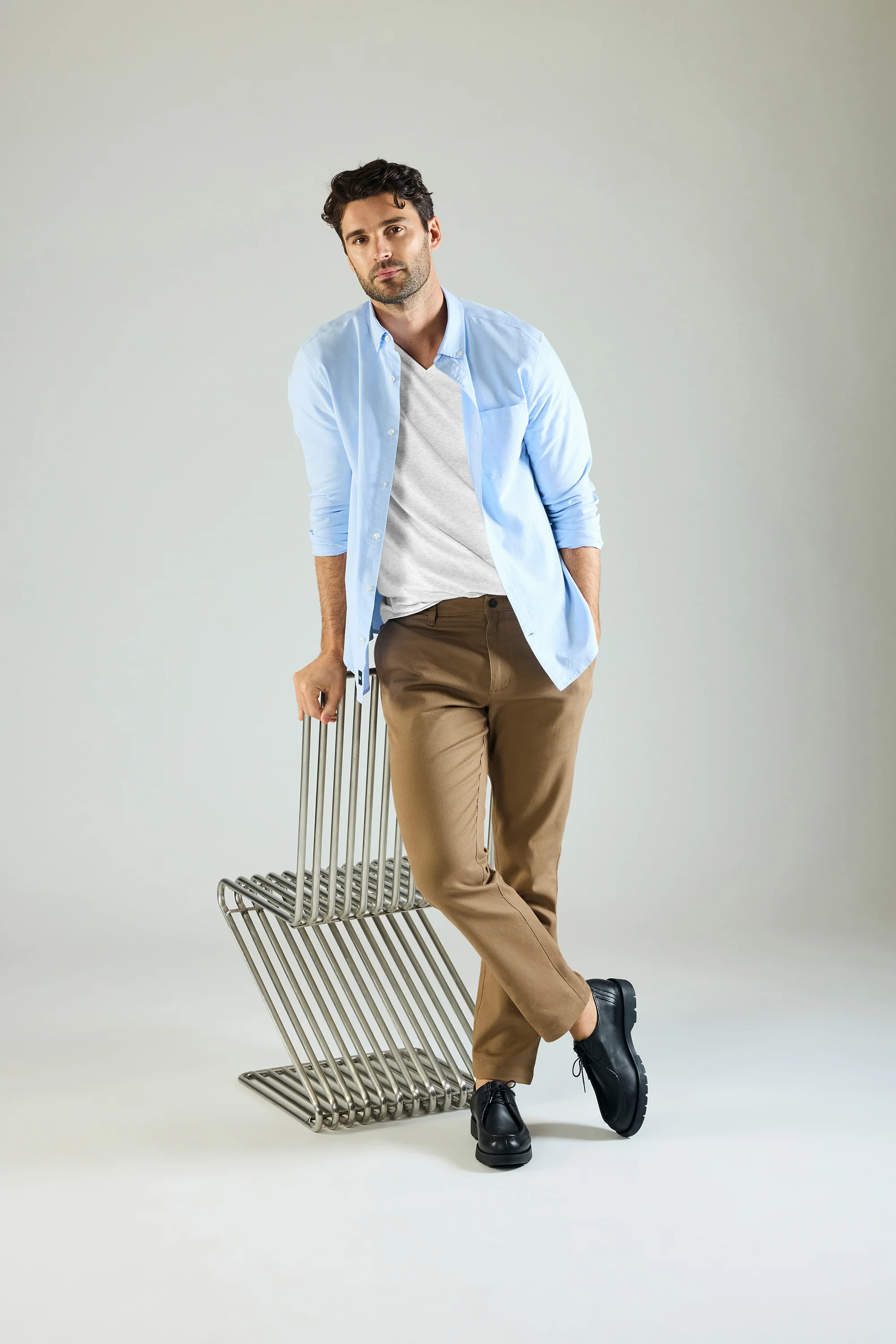 Stretch Twill Chino - Classic Fit - Image 7
