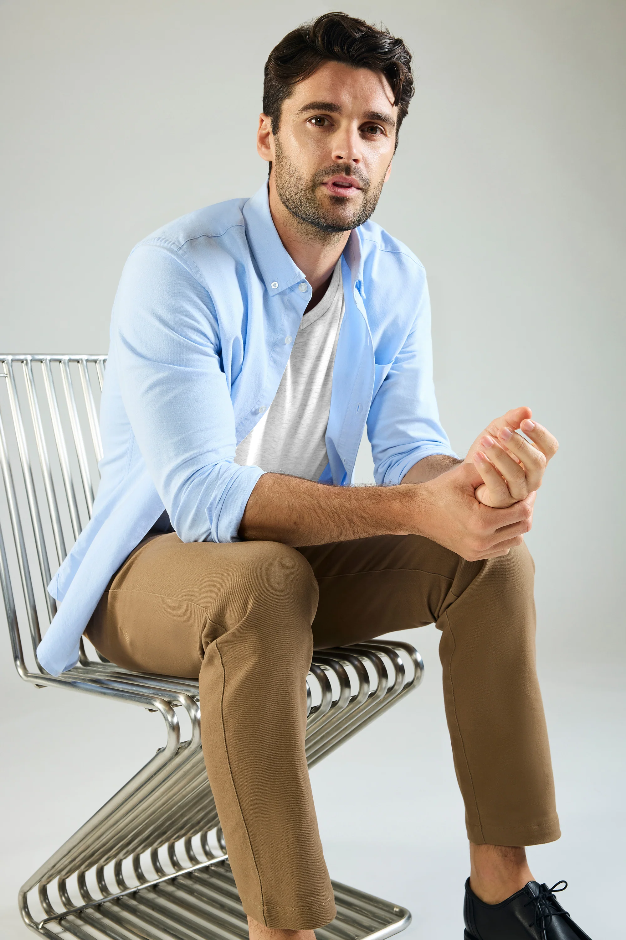 Stretch Twill Chino - Classic Fit - Image 8