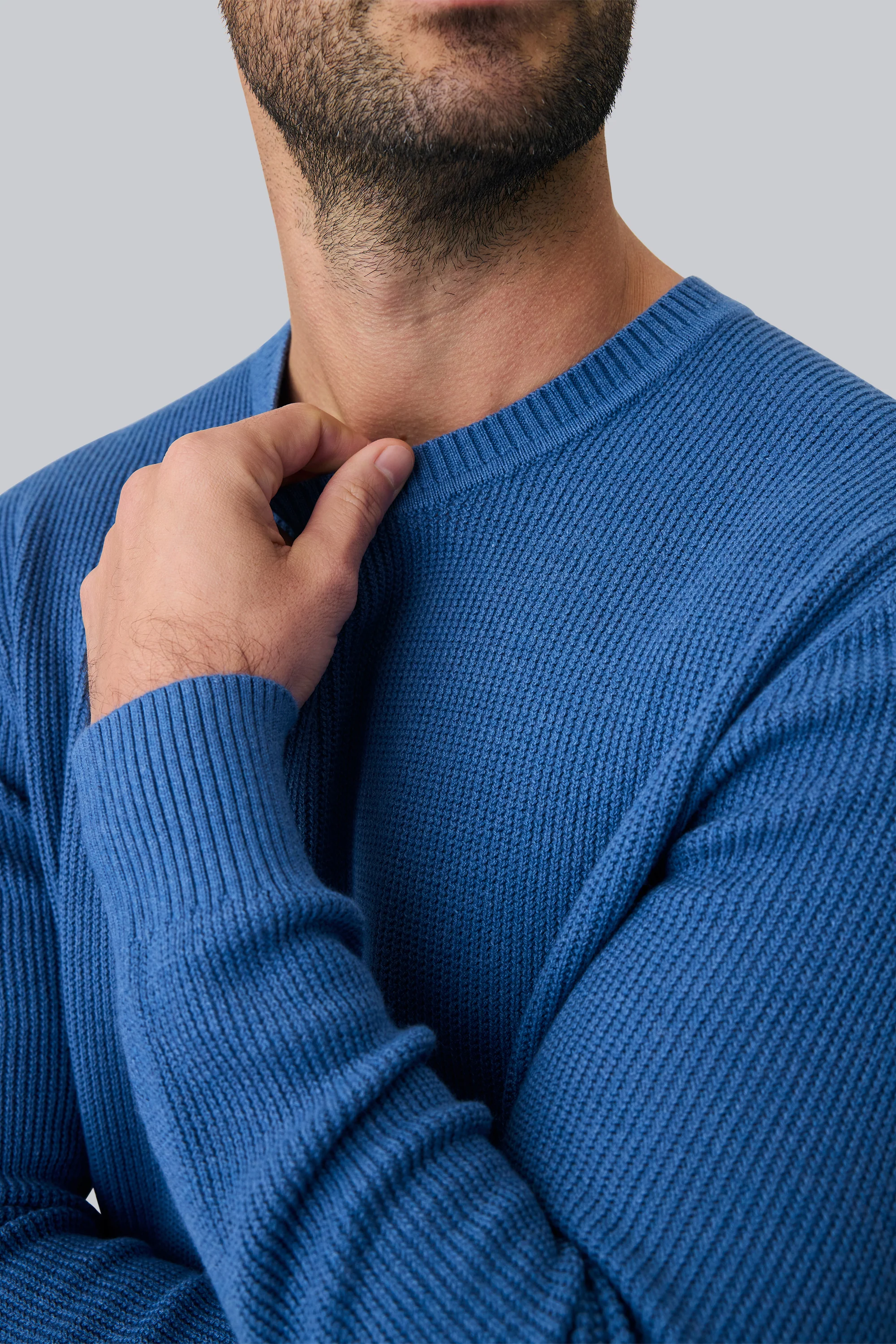 Tech Linen Long Sleeve Crew - Image 8