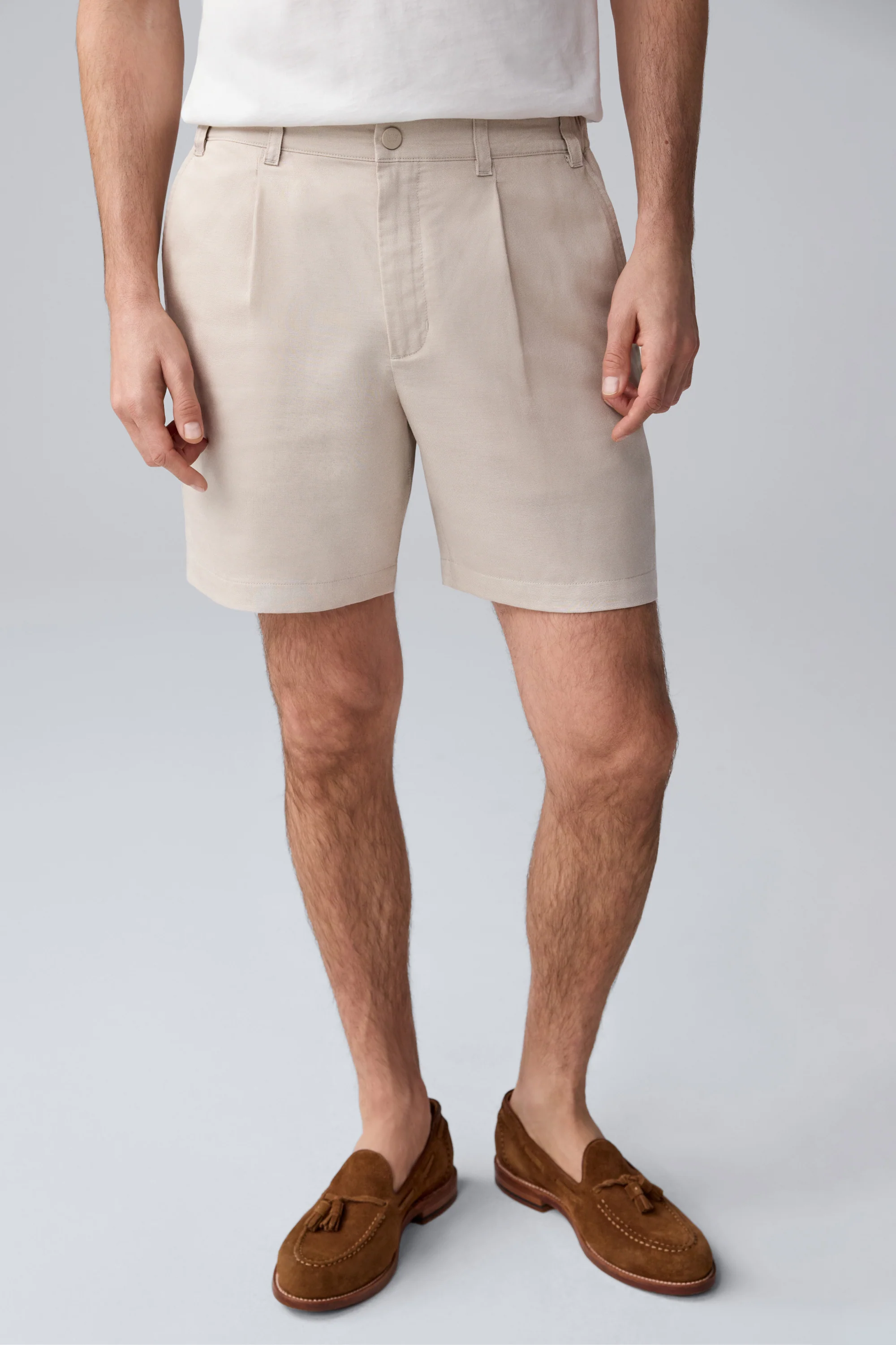 Tech Linen Pleated Short - Image 3