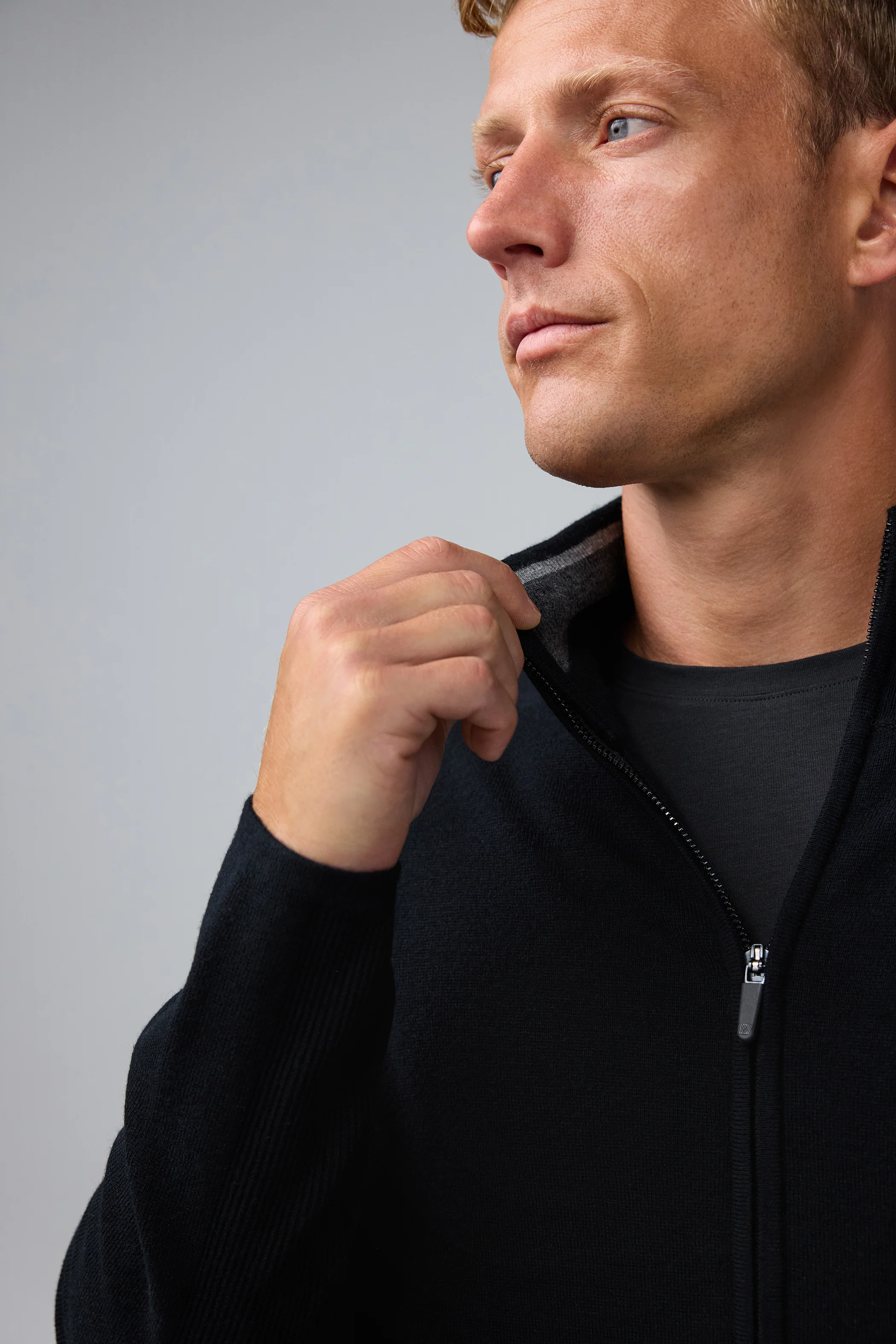 Tech Merino Full-Zip Sweater - Image 9