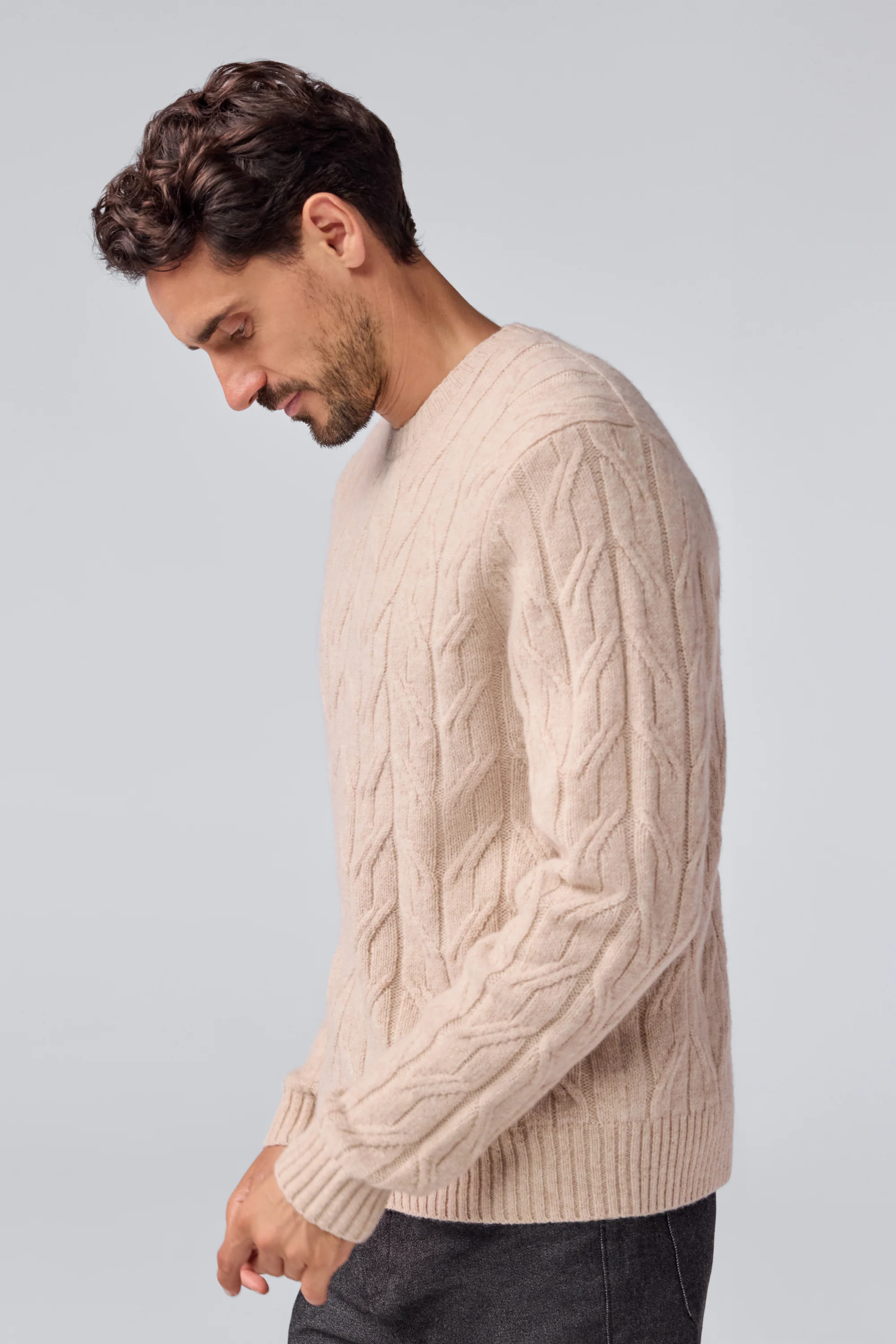 WARMKNIT Wool Crew Neck Sweater - Image 4